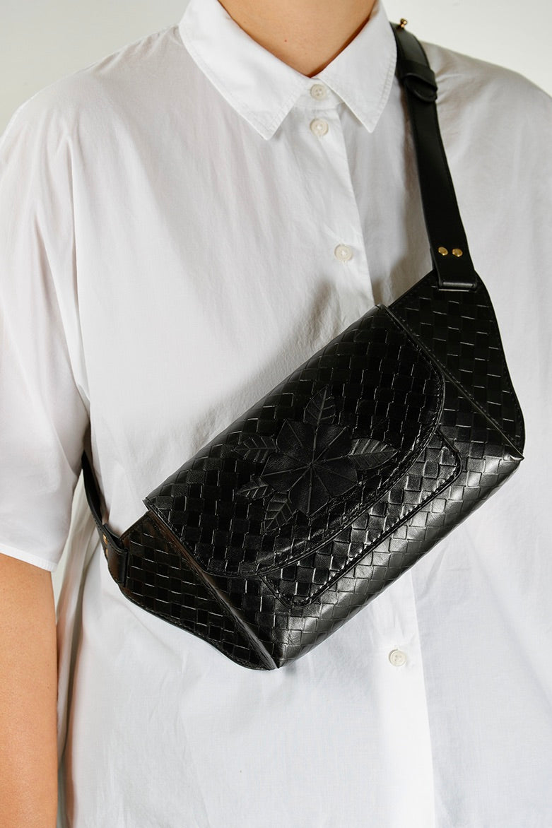 Ava - Vertical leather tote